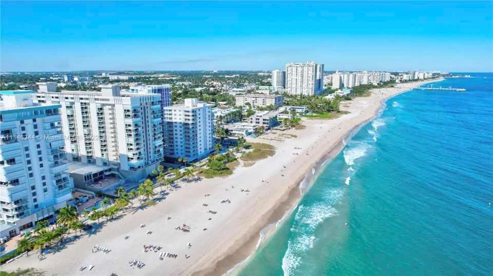 Stylish & Cozy Escape Near The Beach- Free Parking, Backyard, Private, Bbq Pompano Beach Exterior foto